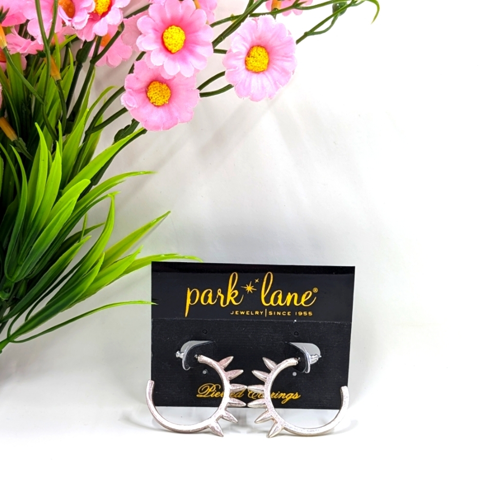 NWT Park Lane Vintage Studded Hoop Earrings